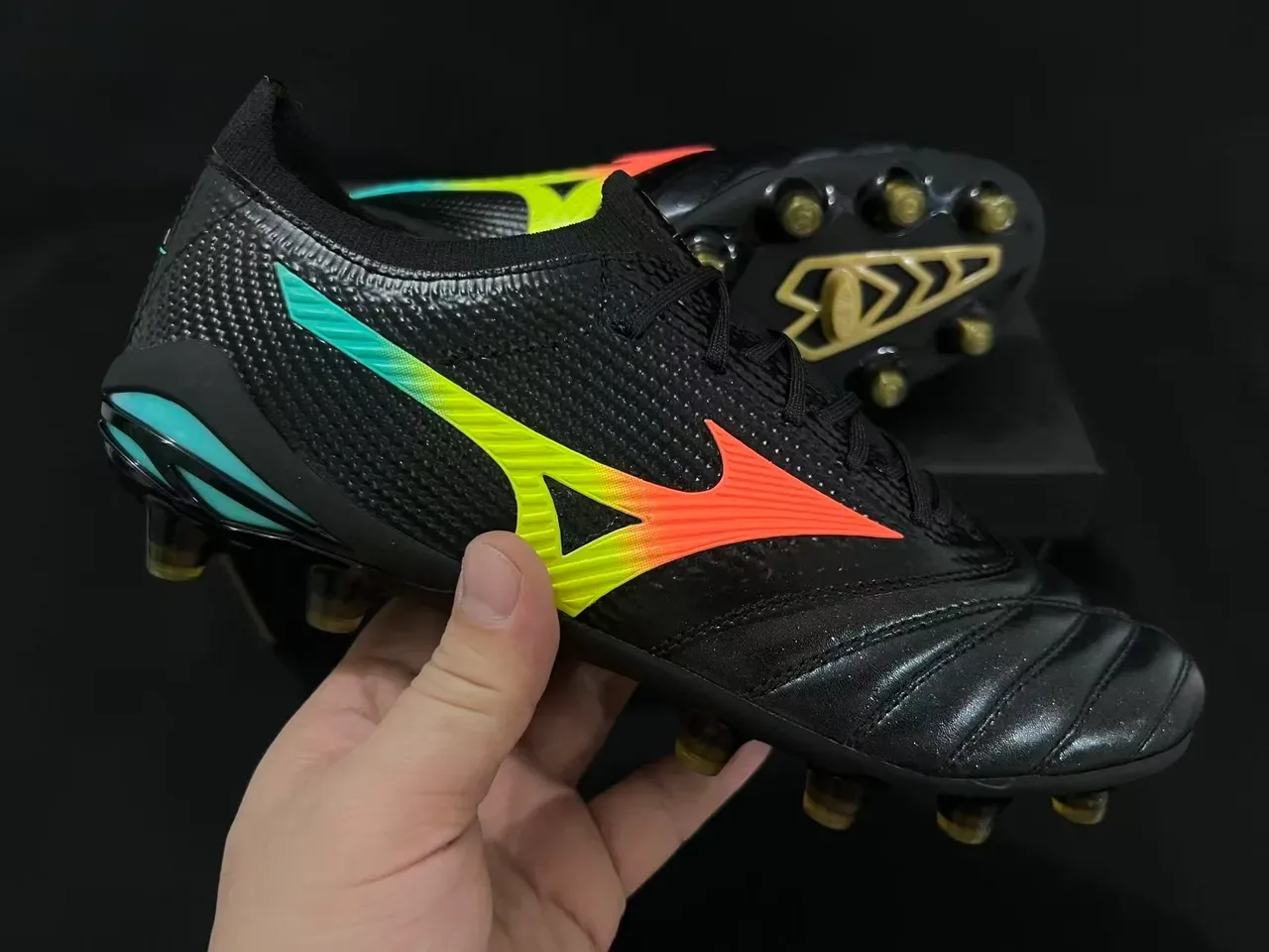 Mizuno Morelia Neo Gradient Black Firm-Ground Soccer Shoes 6