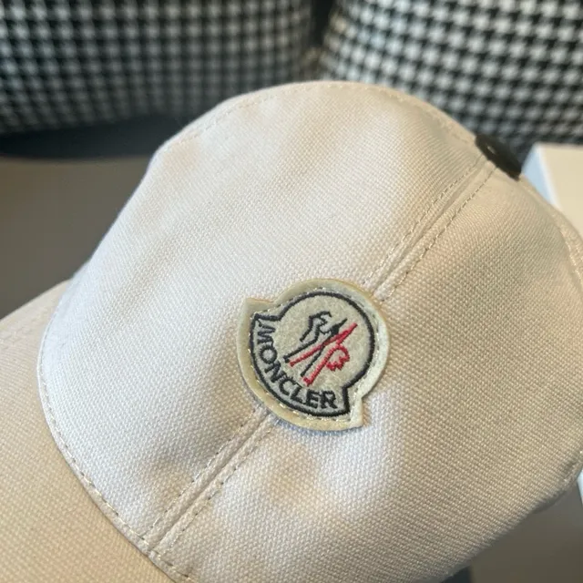 Moncler White Black Structured Six-Panel Embroidered Logo Baseball Cap 6