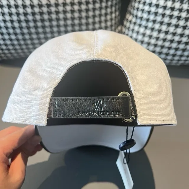Moncler White Black Structured Six-Panel Embroidered Logo Baseball Cap 7