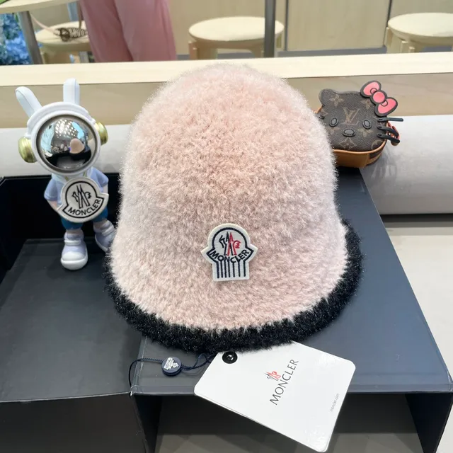 Moncler Zind Dusty Pink and Black Fuzzy Trim Beret 3