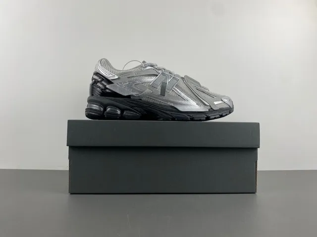 New Balance 1906R Tênis Lifestyle Cinza de Malha e Sintético 15