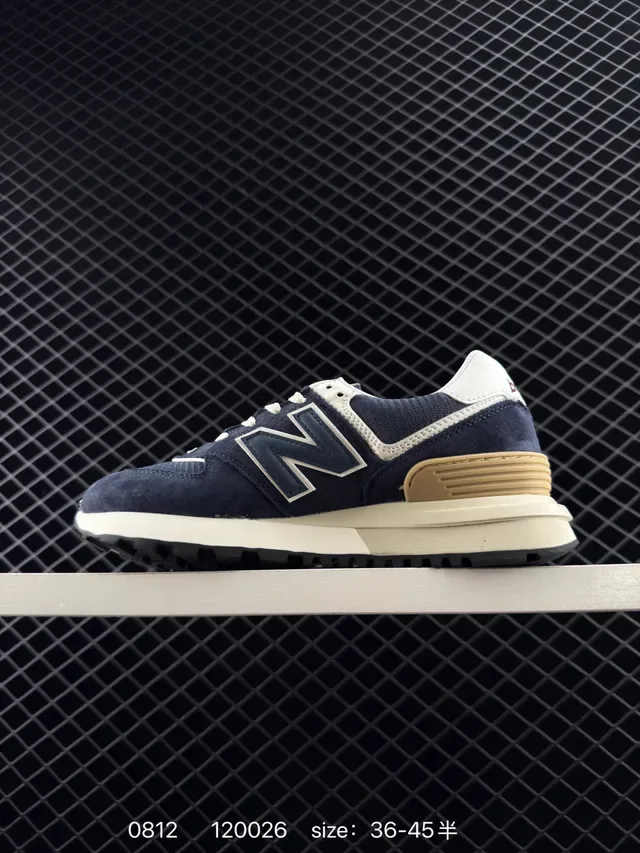 New Balance 574 海军蓝和奶油生活方式运动鞋 3