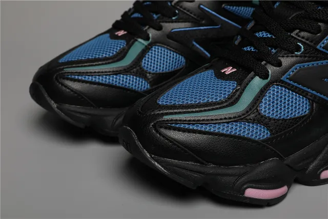 New Balance 9060 tênis chunky pretos azuis teal e rosa 4