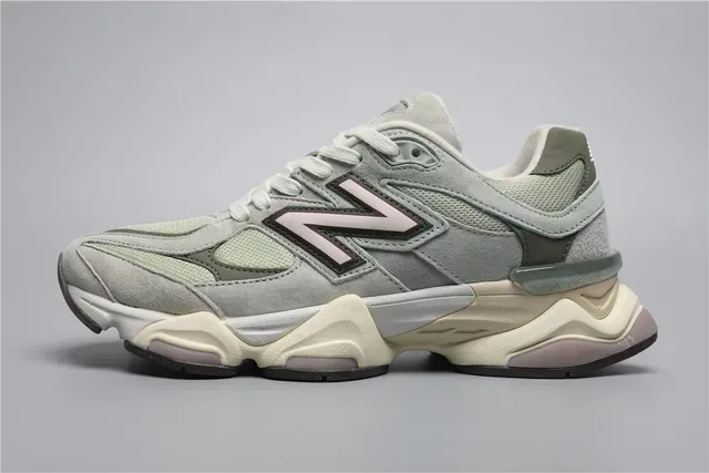 New Balance 9060 Sage Green et Off-White sneakers lifestyle 9