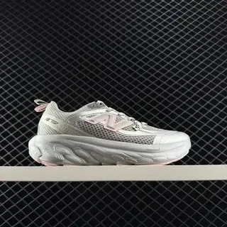 New Balance B Fresh Foam حذاء رياضي شبكي رمادي وردي