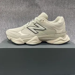 New Balance Beige Noir Semelle Sculptée Maille Et Synthétique Recouvrement Construction Chaussures Chunky