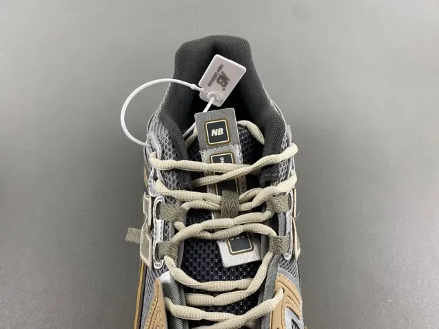 New Balance Beige Gray Multi-Material Upper Sculpted Midsole Sneakers 5