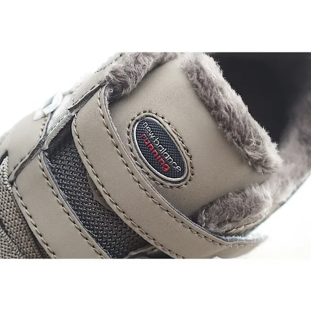 New Balance Beige Gris Fermeture de Sangle Velcro Col Forré de Fleece Sneakers Lifestyle 20