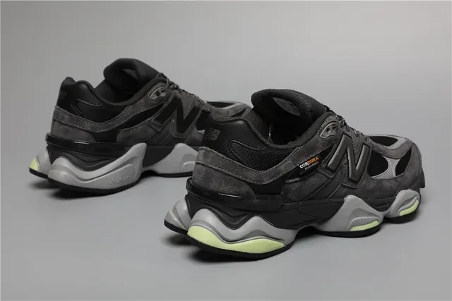 New Balance Negro Gris Silueta Gruesa Suede Y Malla Superior Zapatos Lifestyle 3