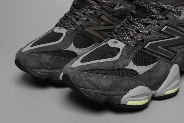 New Balance Negro Gris Silueta Gruesa Suede Y Malla Superior Zapatos Lifestyle 4