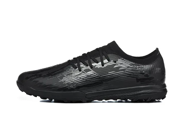 New Balance Tênis de Futebol Turf Preto Monocromático Brilhante Embossed 10