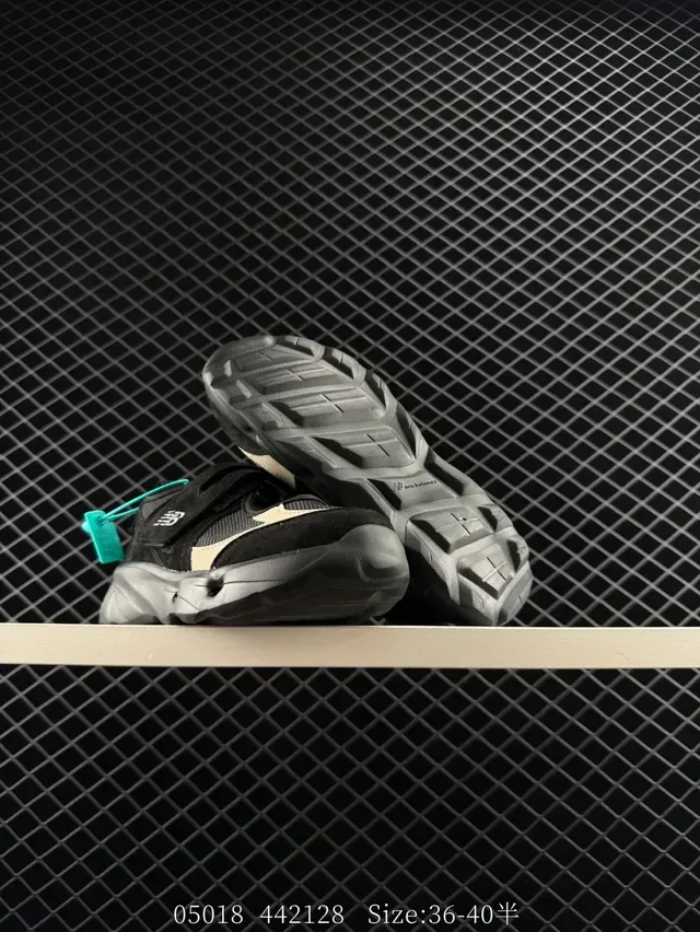 New Balance Breeze Ivory فيلكرو حزام حذاء أسلوب حياة 2
