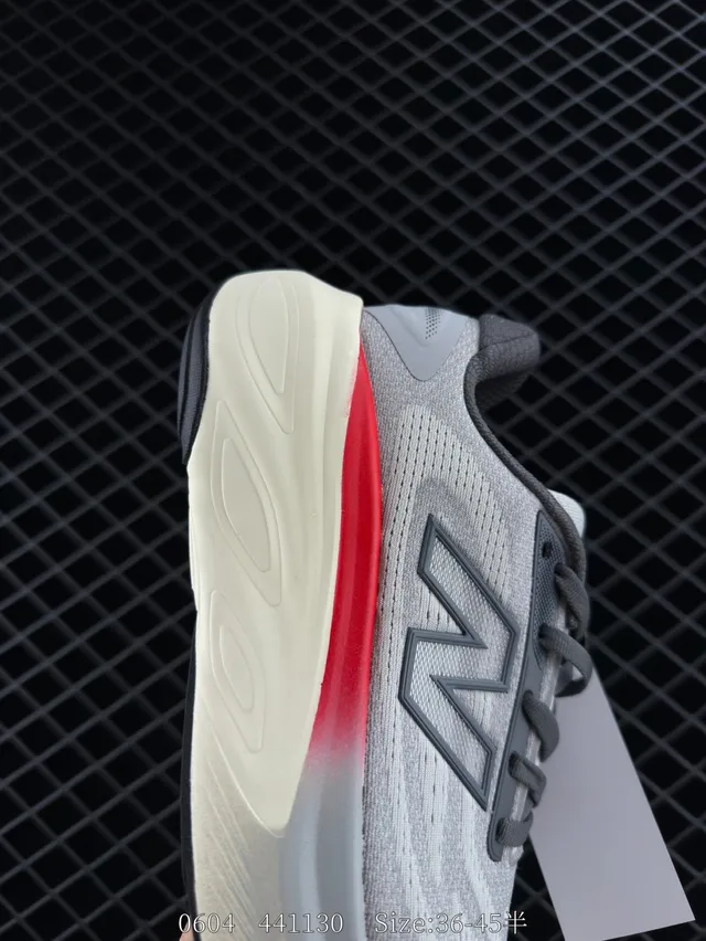 New Balance Fresh Foam X 10 v14 WMNS Chaussures de course noires et blanches 3