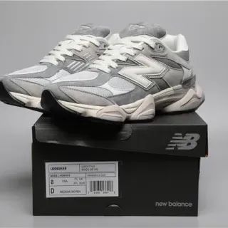 New Balance Gray White Chunky Sculpted Midsole Mixed Mesh And Suede Upper Lifestyle Sneakers
