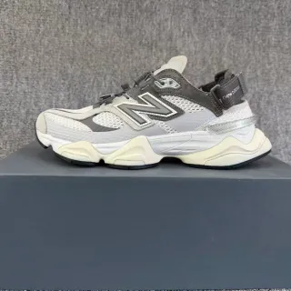 New Balance حذاء رياضي رمادي أبيض قاعدة متعددة الطبقات شبكية وصناعية علوية حذاء سميك