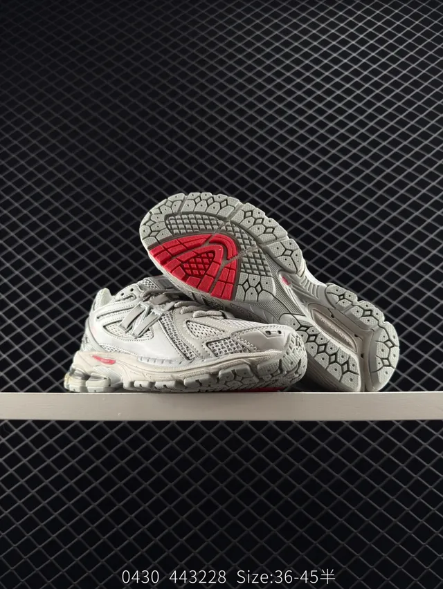 New Balance M1906 Tênis chunky bege vermelho com malha layered e sintético superior midsole cushionado 2