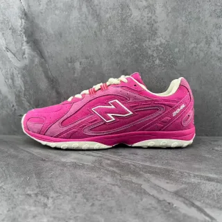 New Balance Pink White Retro Running Silhouette Suede And Synthetic Overlay Lifestyle Sneakers