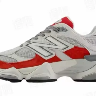 New Balance Zapatillas chunky con mediasuela de malla y superposición de ante rojo gris