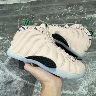 Nike Air Foamposite One Beige Blue Molded Synthetic Upper Ribbed Paneling Lifestyle Sneakers