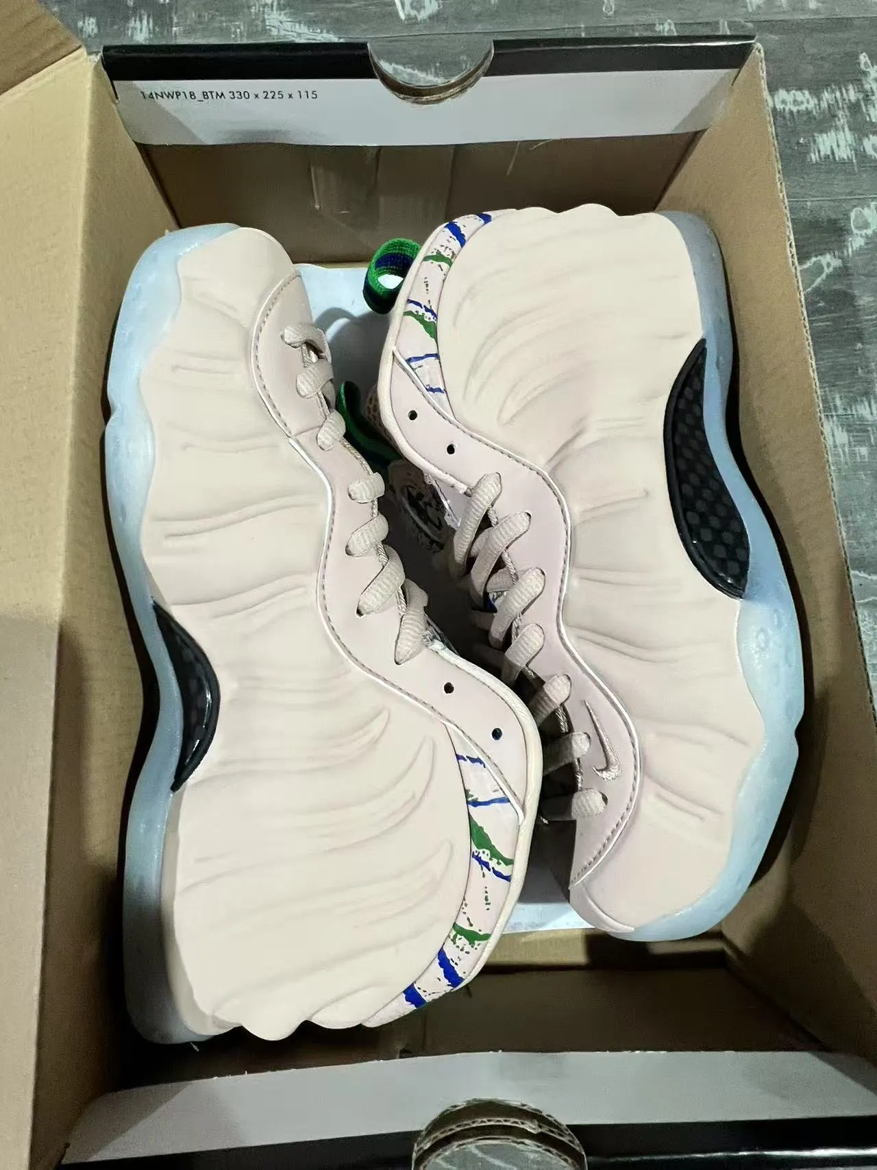 Nike Air Foamposite One Beige Blue Molded Synthetic Upper Ribbed Paneling Lifestyle Sneakers 9