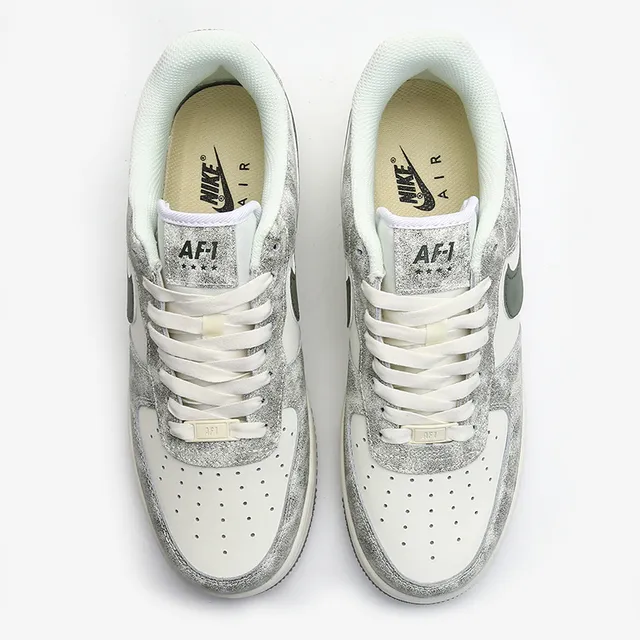 Nike Air Force 1 Speckled Silver and Green Lifestyle Sneakers 3