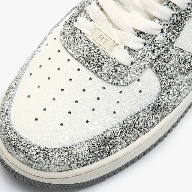 Nike Air Force 1 Speckled Silver and Green Lifestyle Sneakers 5