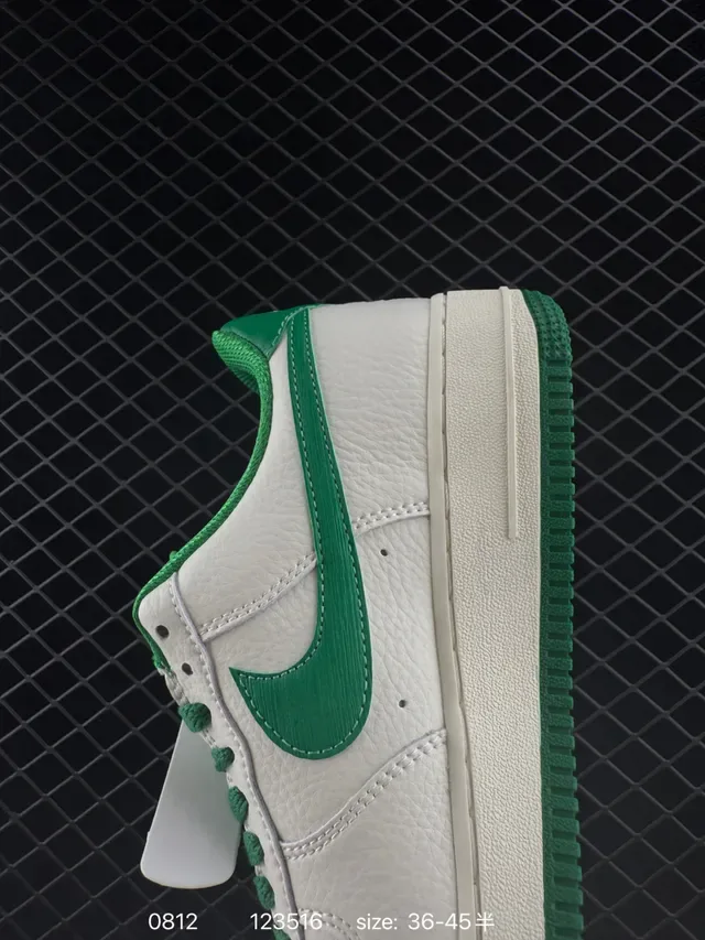 Nike Air Force 1 White and Green Lifestyle Sneakers 3
