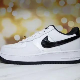 Nike Air Force 1 Branco Preto Brilho Swoosh Lifestyle Sneakers