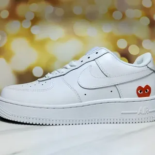 Nike Air Force 1 White Red Low-Top Smooth Leather Upper Lifestyle Sneakers