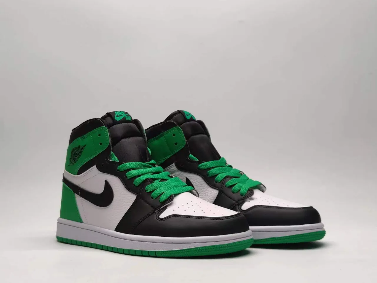 Nike Air Jordan 1 Black Green Toe Basketball Shoes 6
