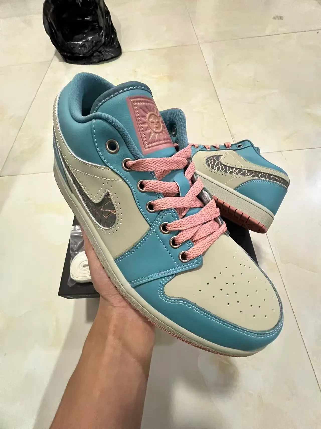 Nike Air Jordan 1 Low Giraffe Print Blue Beige Pink Lifestyle Sneakers 2
