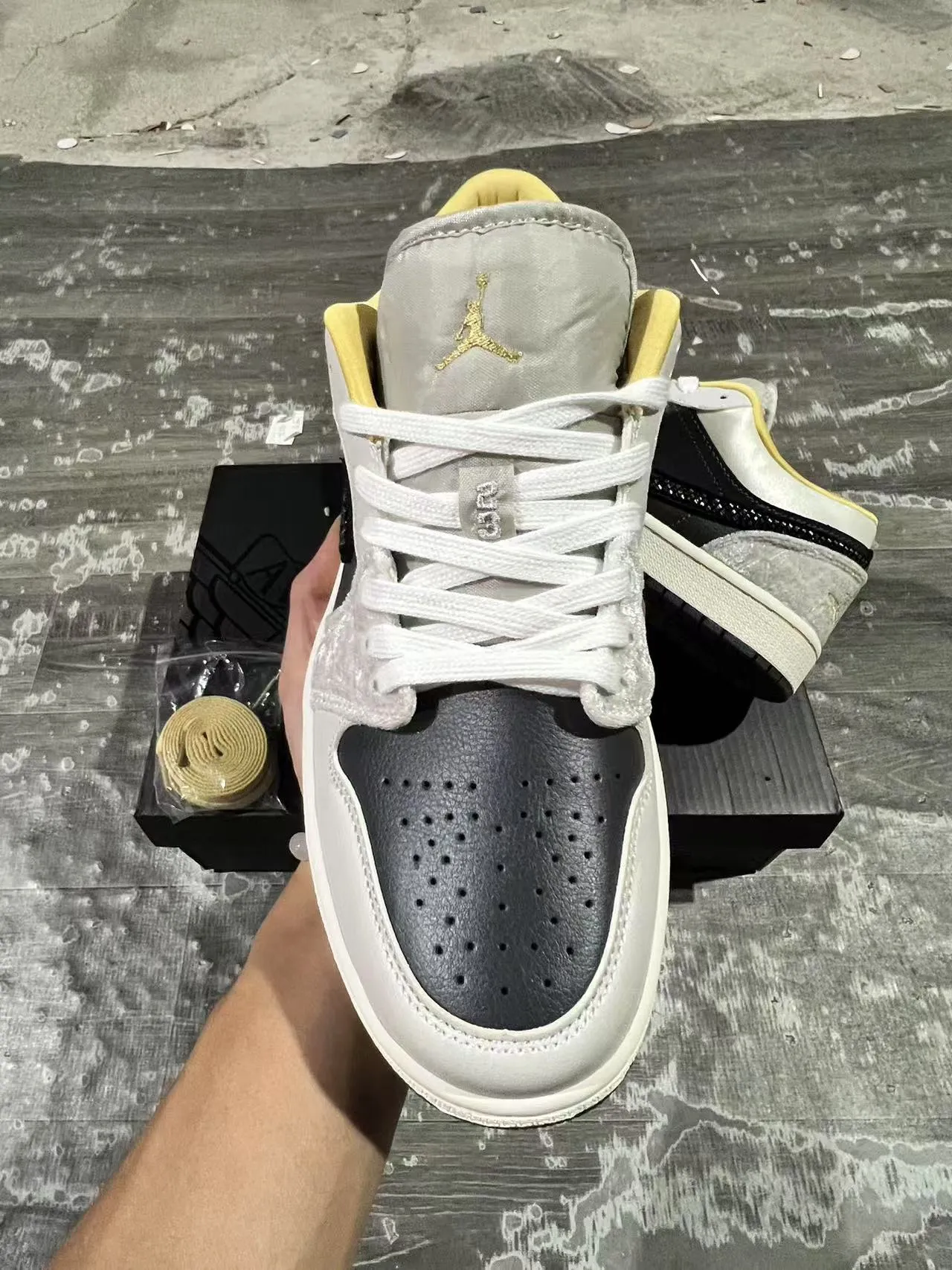 Nike Air Jordan 1 Low Silver Black Crystal Swoosh Lifestyle Sneakers 3