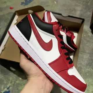 Nike Air Jordan 1 Red White Black Lifestyle Sneakers