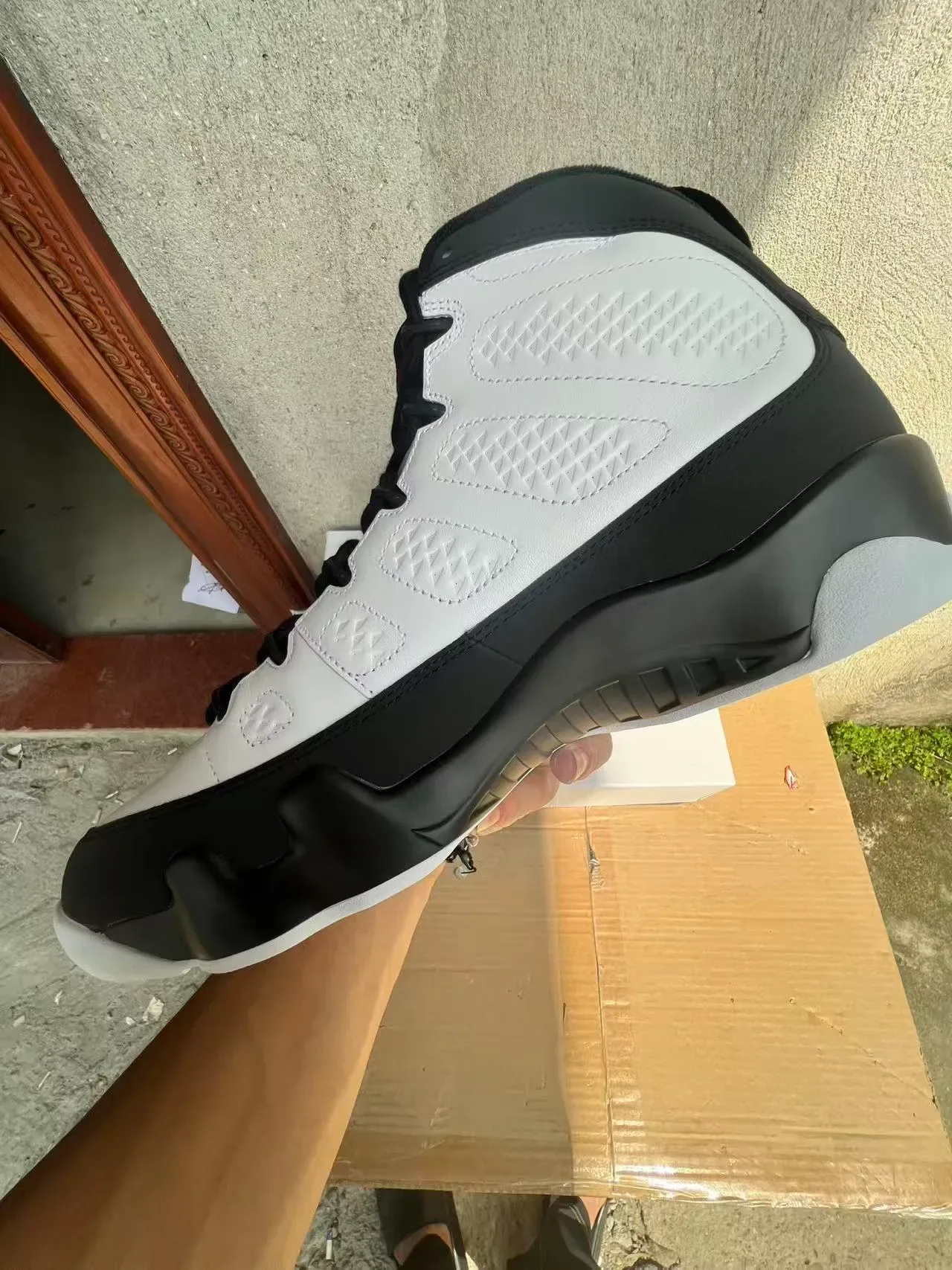 Nike Air Jordan 11 Tune Squad White Black Blue Basketball Shoes 6