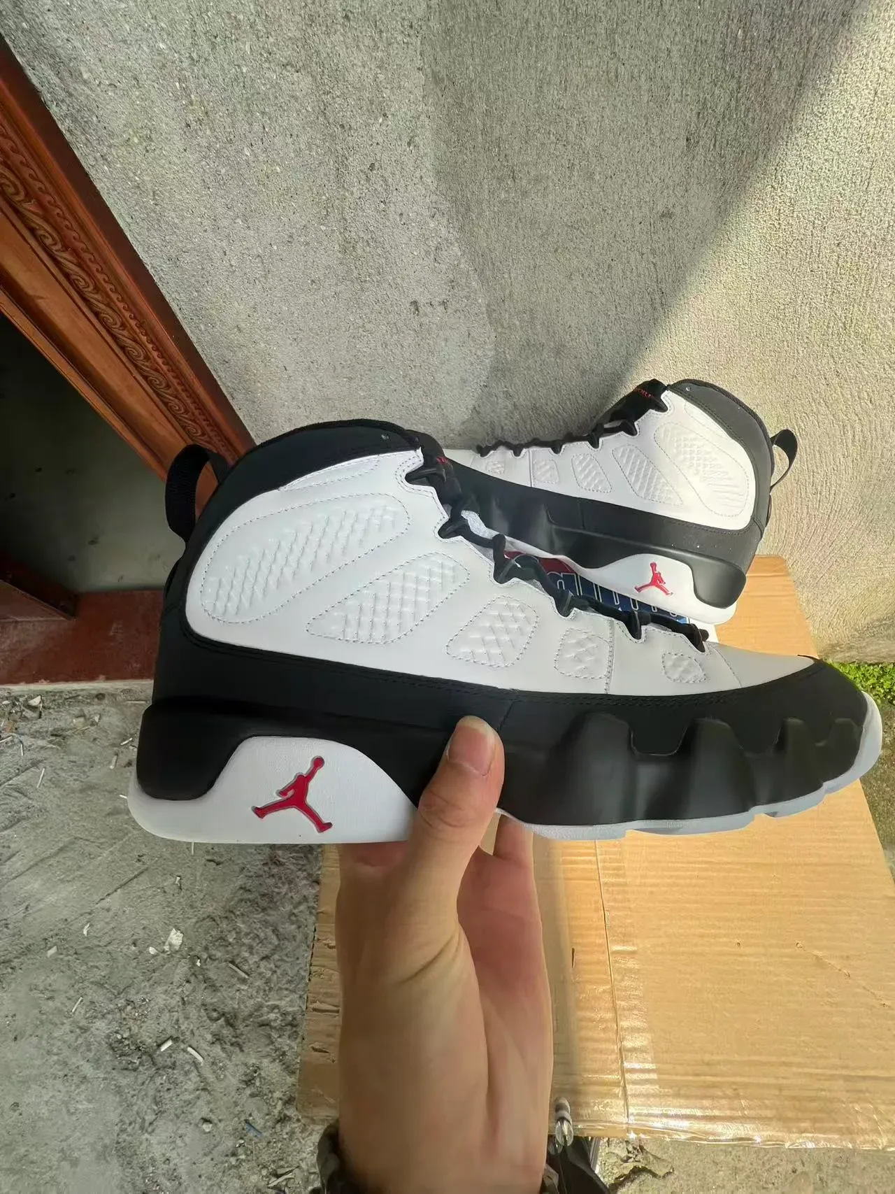 Nike Air Jordan 11 Tune Squad White Black Blue Basketball Shoes 8