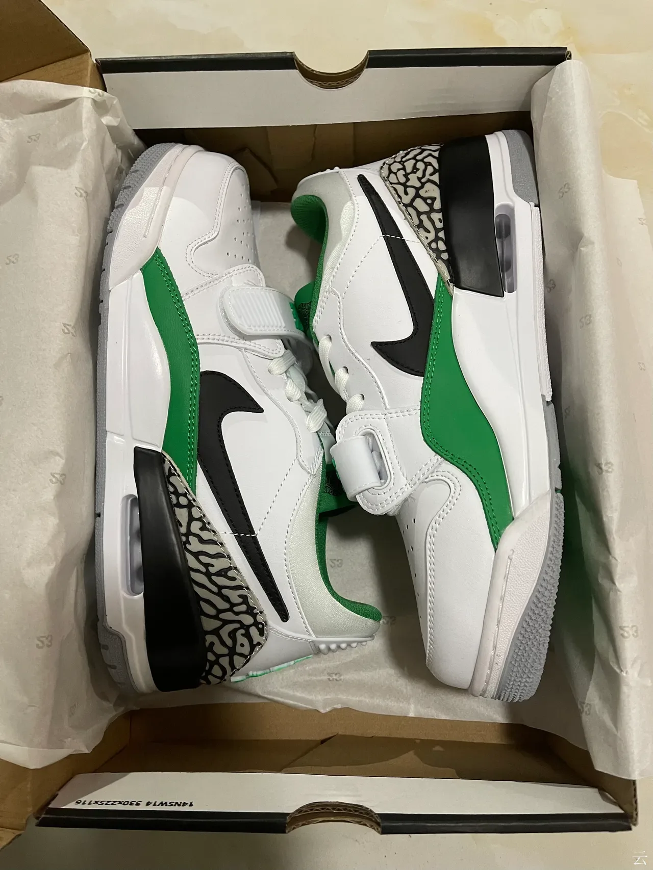 Nike Air Jordan Legacy 312 White Green Black Lifestyle Sneakers 7