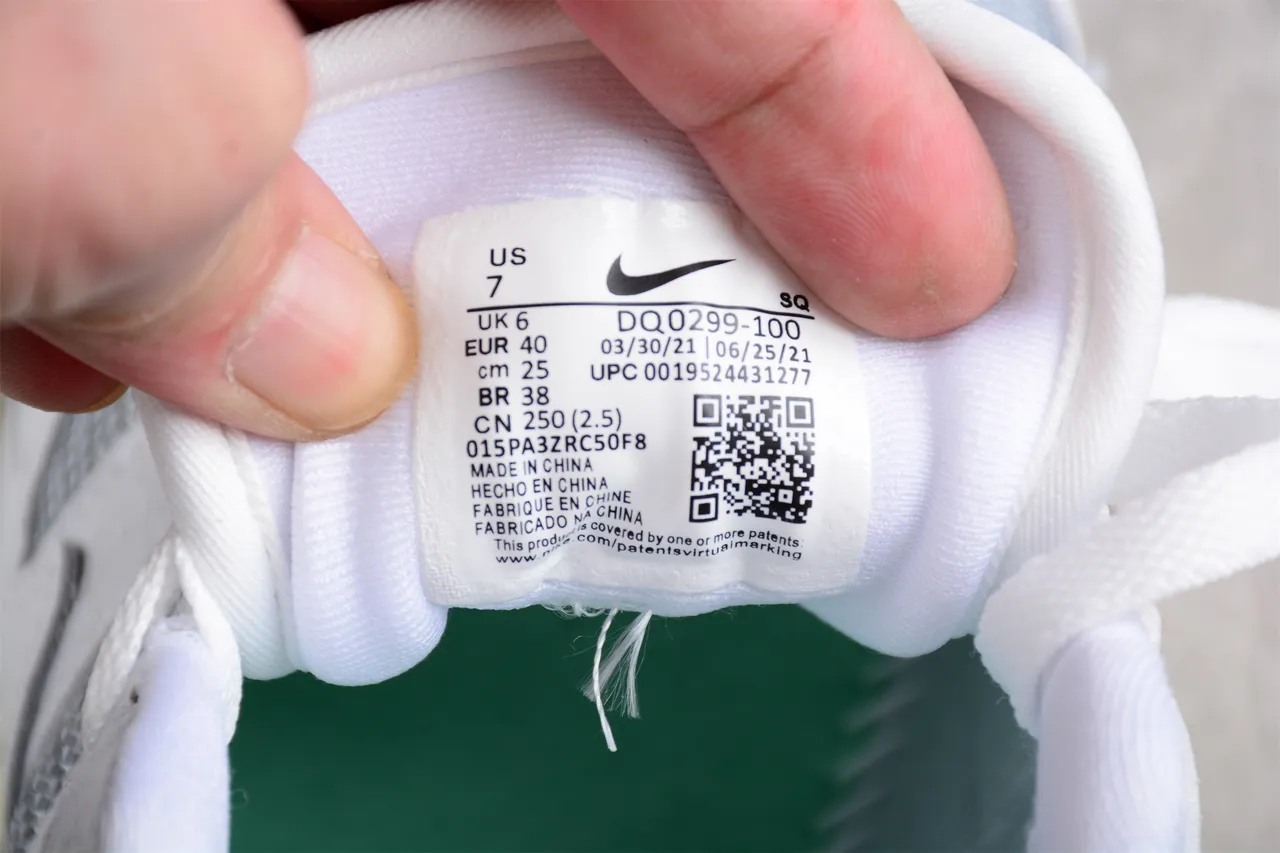 Nike Air Max 1 White Gray Silver Pale Yellow Lifestyle Sneakers 3