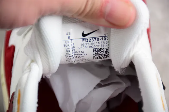 Nike Air Max 1 White Red Cream Lifestyle Sneakers 3