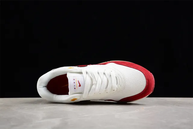 Nike Air Max 1 White Red Cream Lifestyle Sneakers 12