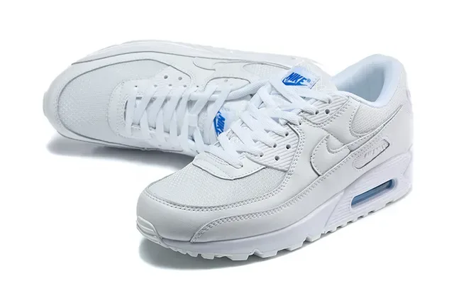 Nike Air Max 90 Black and Metallic Silver Lifestyle Sneakers 4