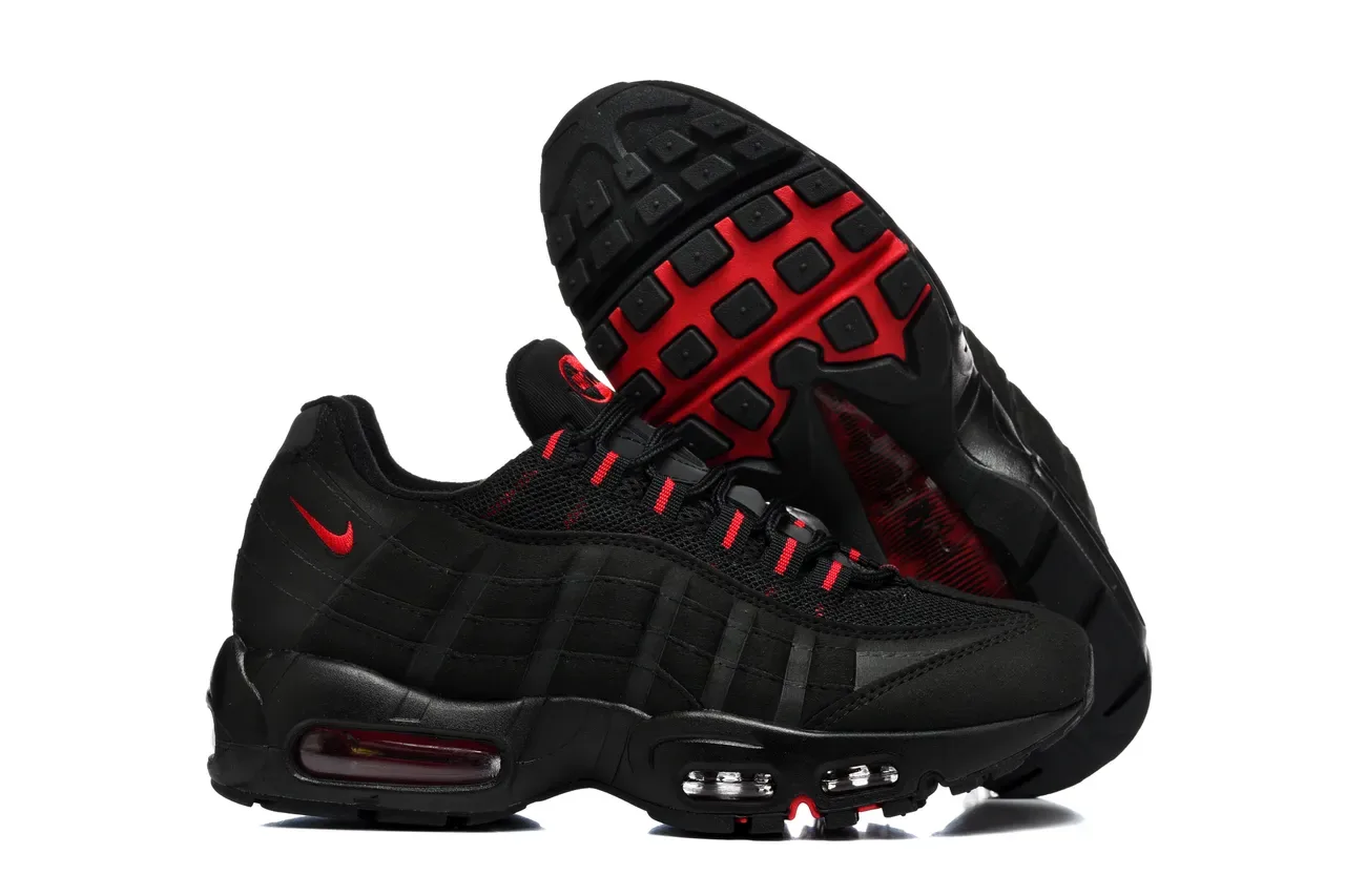 Nike Air Max 95 Noir et Rouge Lifestyle Sneakers 4