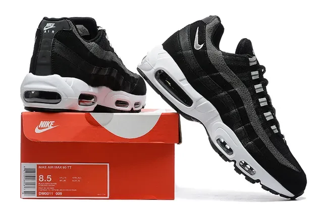 Nike Air Max 95 Black Gray Mint Green Lifestyle Sneakers 2