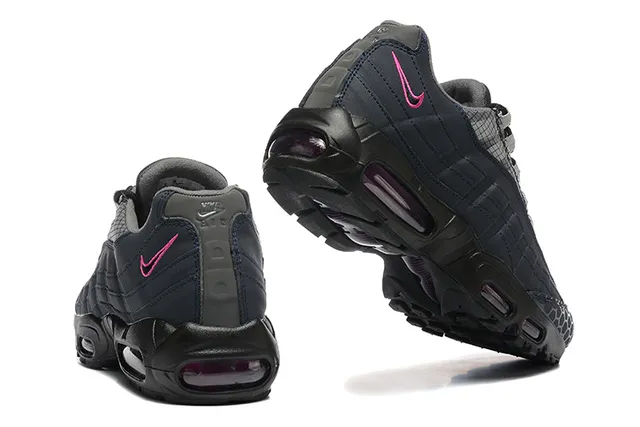 Nike Air Max 95 Black Pink Lifestyle Sneakers 3