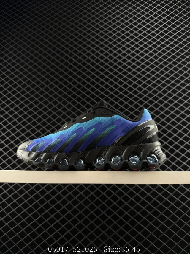 Nike Air Max DN8 Gradient Blue Purple Chunky Sneakers 4