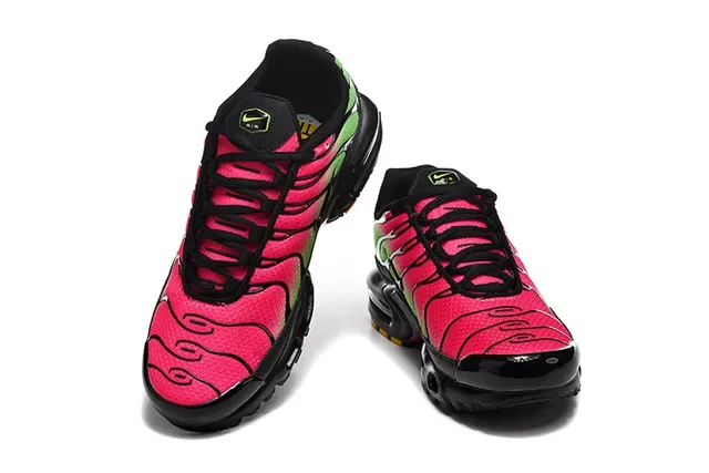 Nike Air Max Plus Brown Silver Maroon Lifestyle Sneakers 3
