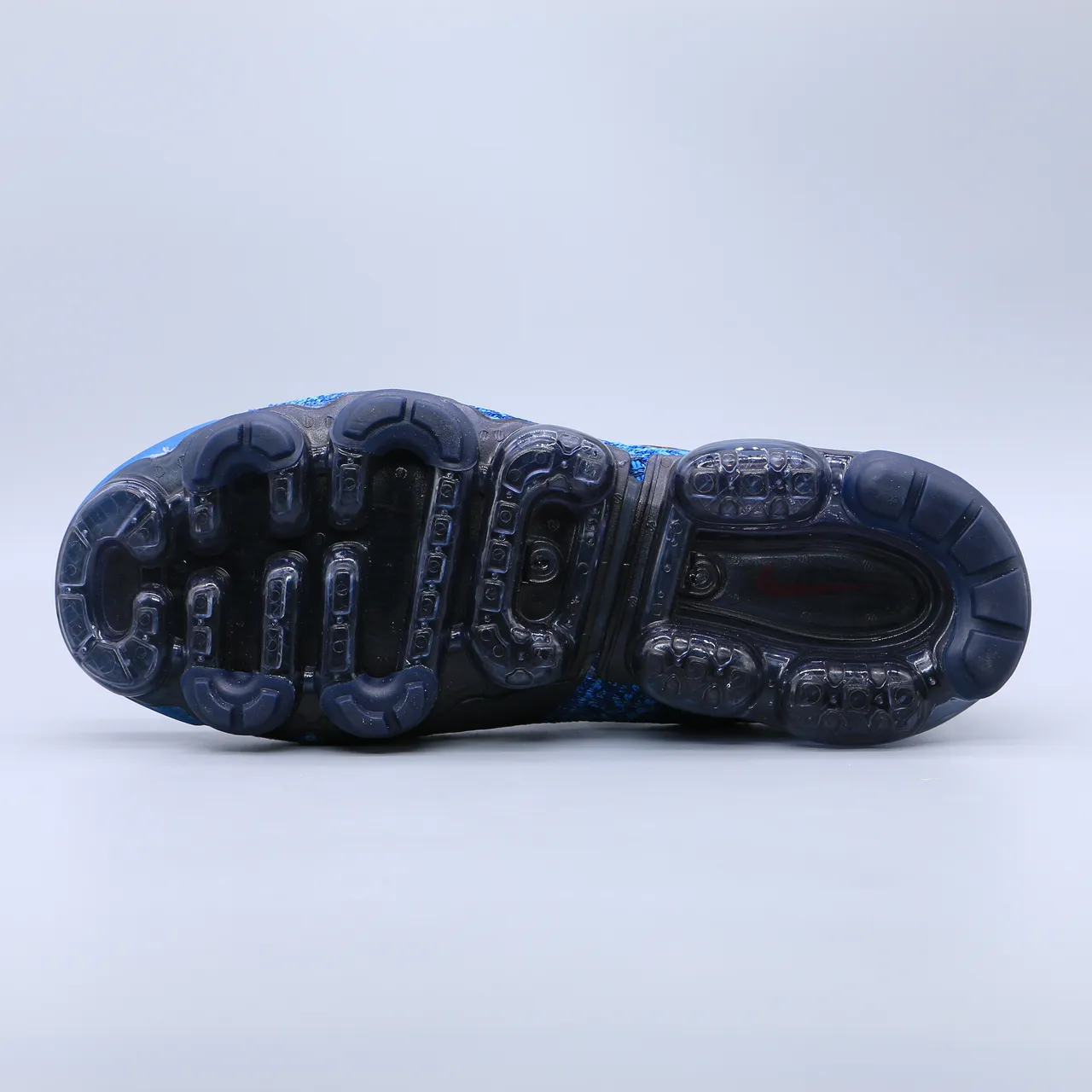 Nike Air VaporMax Flyknit Blue Burgundy Lifestyle Sneakers 2