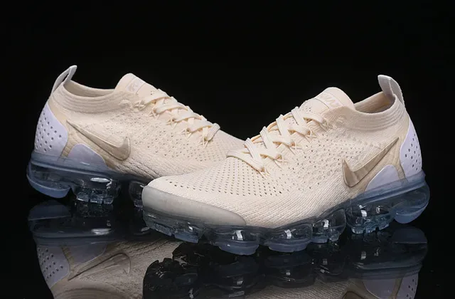 Nike Air VaporMax Flyknit Off-White Tênis Lifestyle 14