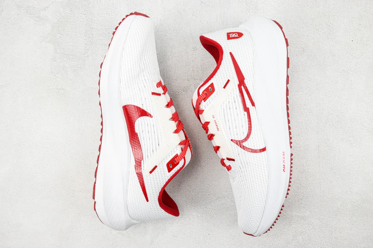 Nike Air Zoom Pegasus 40 Chaussures de course blanches et rouges 2