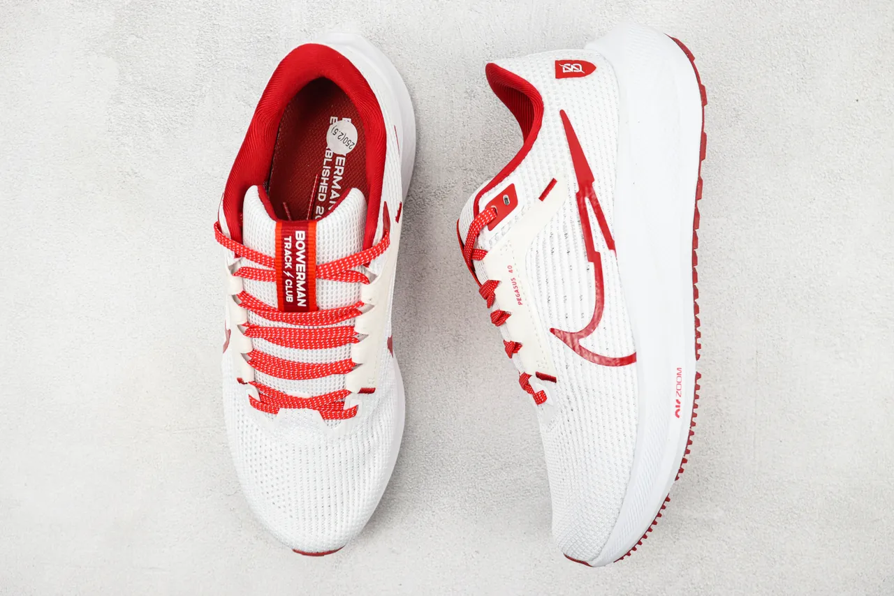 Nike Air Zoom Pegasus 40 Chaussures de course blanches et rouges 3