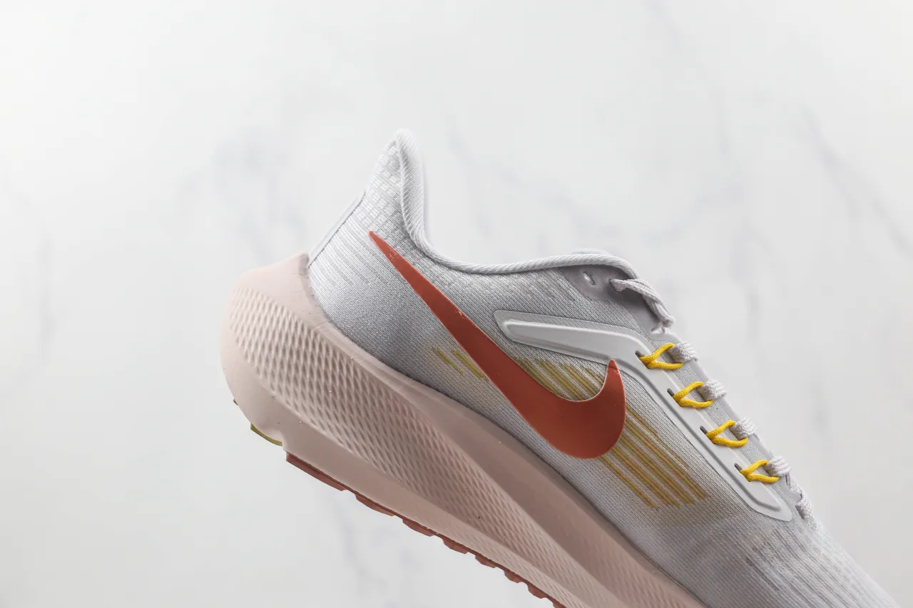 Nike Air Zoom Pegasus Gray Pink Engineered Knit Upper Wide Platform Midsole Running Shoes 5